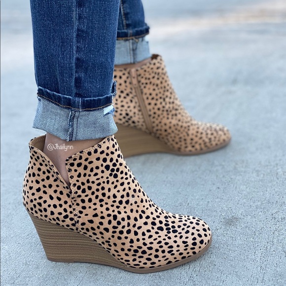 HP BEST IN SHOES Leopard Ankle cut bootie - Picture 3 of 8